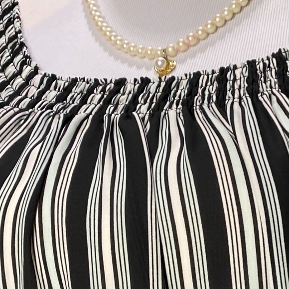 📌 Violet & Claire Carmen Style striped Blouse with wide Short Sleeves - Picture 7 of 10